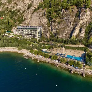 Astor 4*, Limone sul Garda Italia