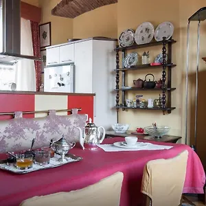 La Torretta Di Via Tassis , Bergamo Italia